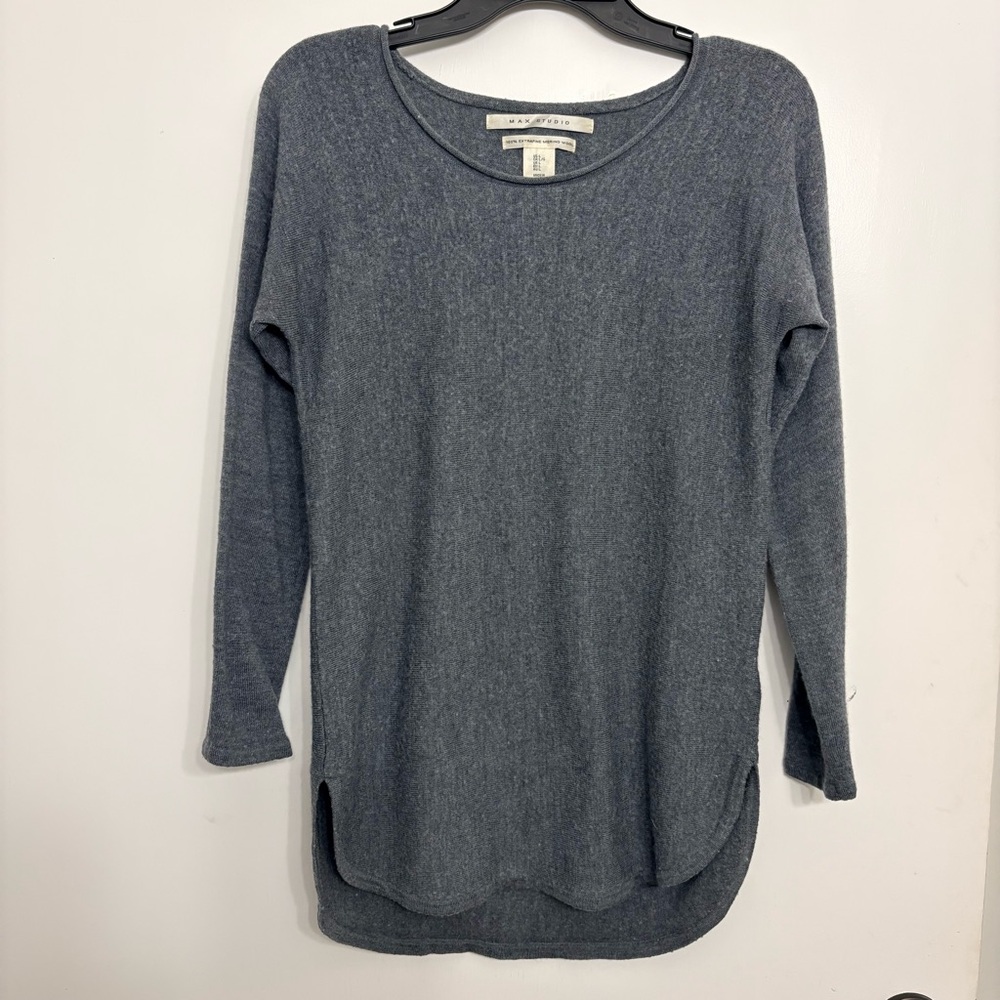 Extra Fine Merino Wool Gray Long Sleeve Pullover Sweater Layer Natural Fibers